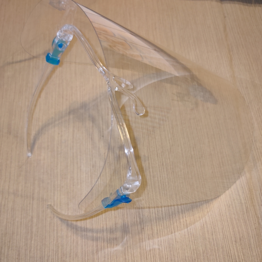 Faceshield - Picture 2 of 5